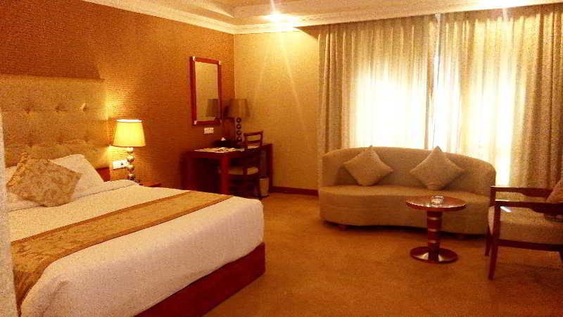 Jupiter International Hotel - Bole Addisz-Abeba Kültér fotó